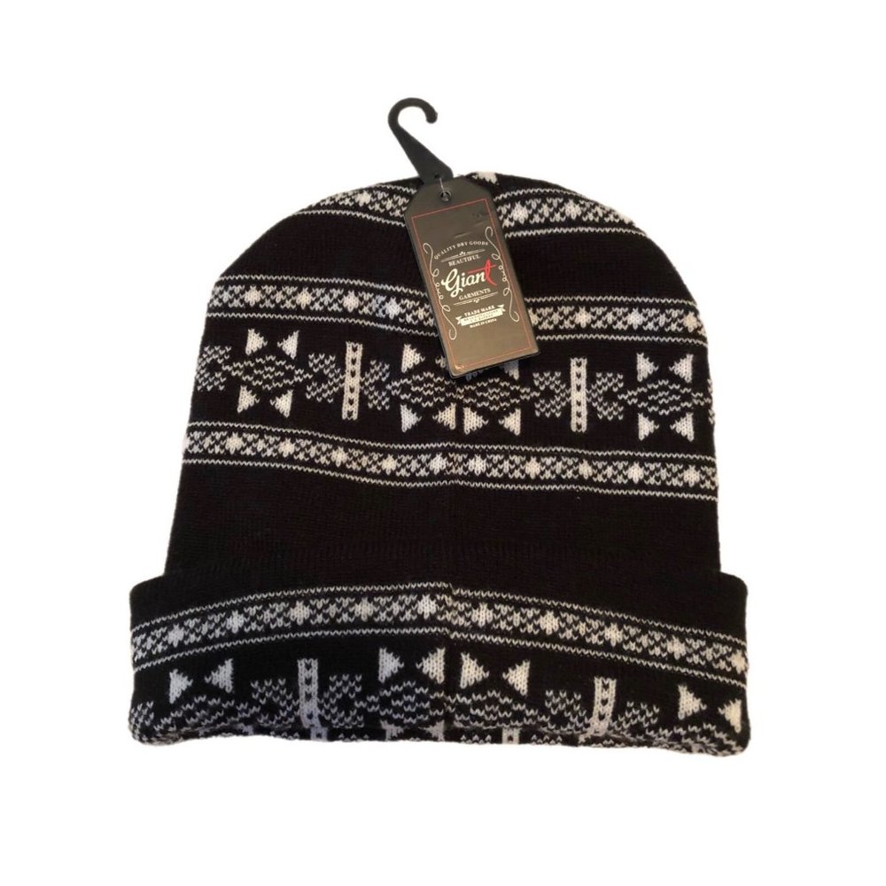 NWT MENS BEAUTIFUL GIANT POM POM BEANIE HAT CAP ONE SIZE